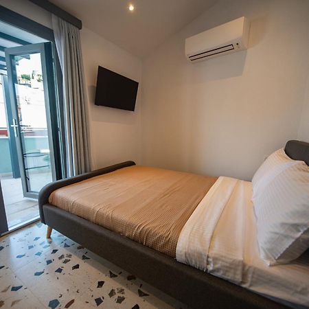 Antiqua Apartment Kavála ภายนอก รูปภาพ