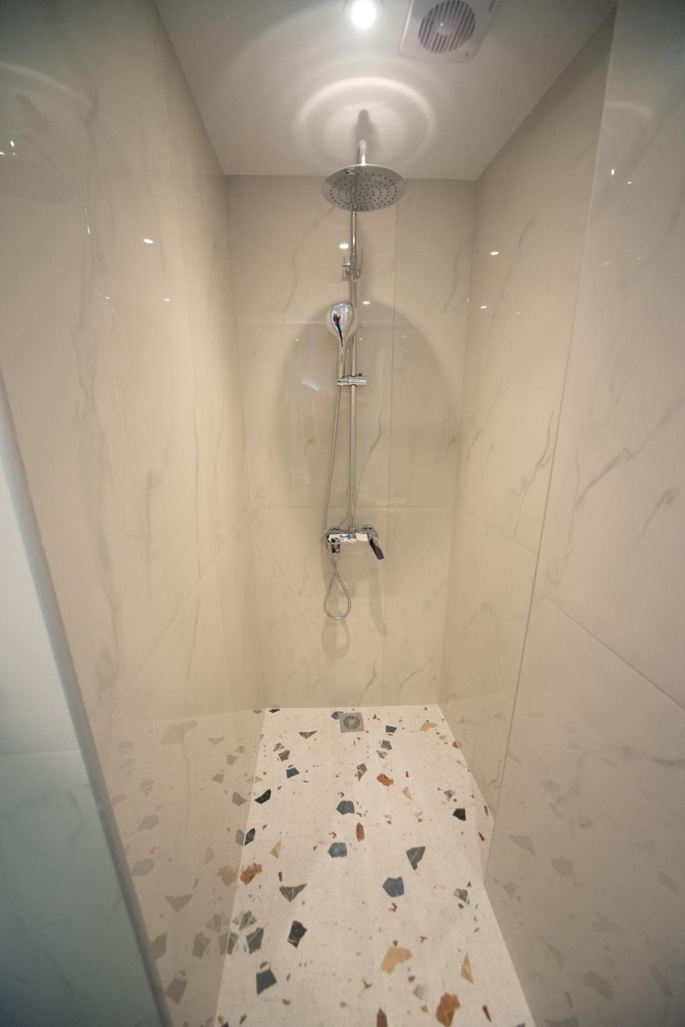Antiqua Apartment Kavála ภายนอก รูปภาพ