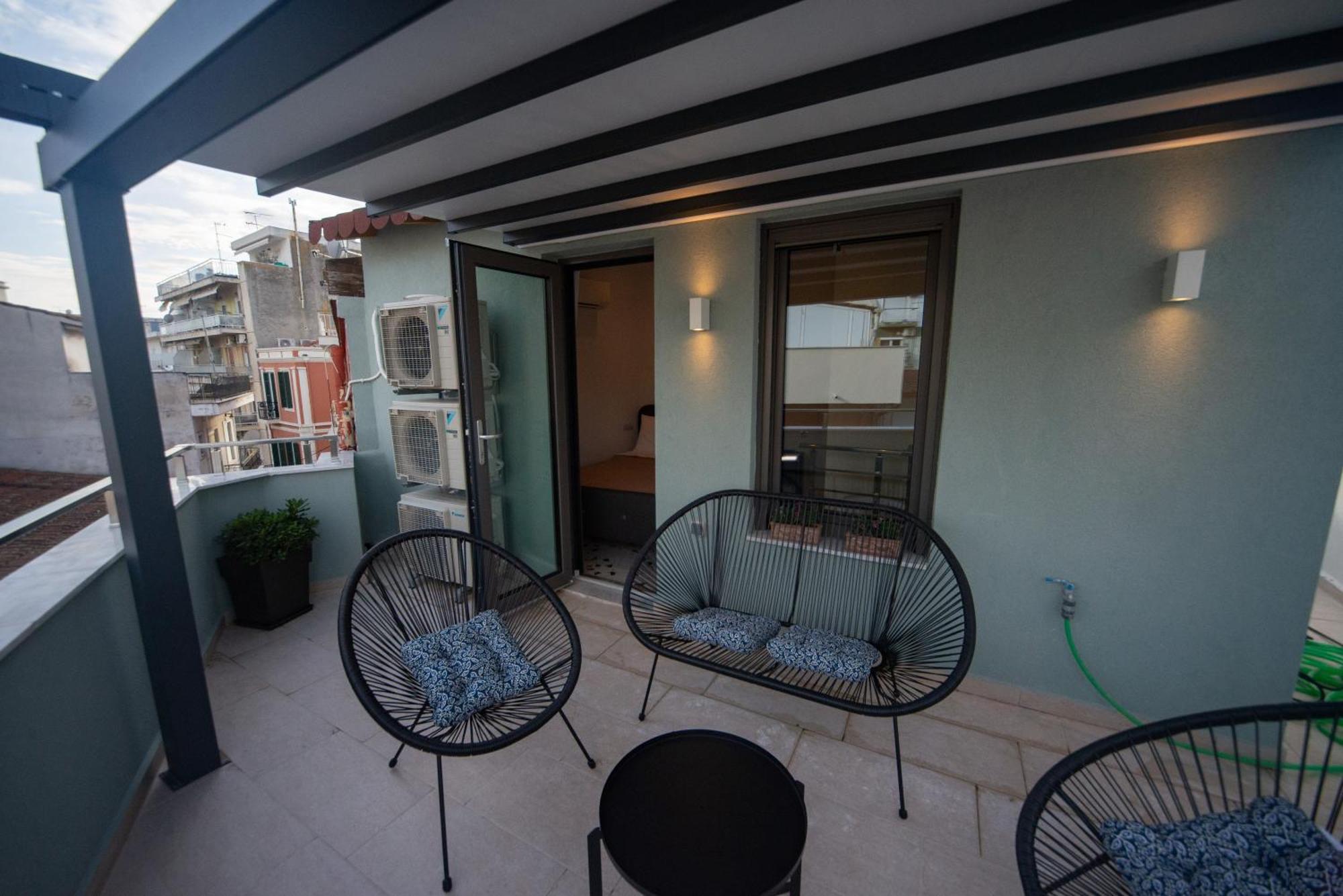 Antiqua Apartment Kavála ภายนอก รูปภาพ