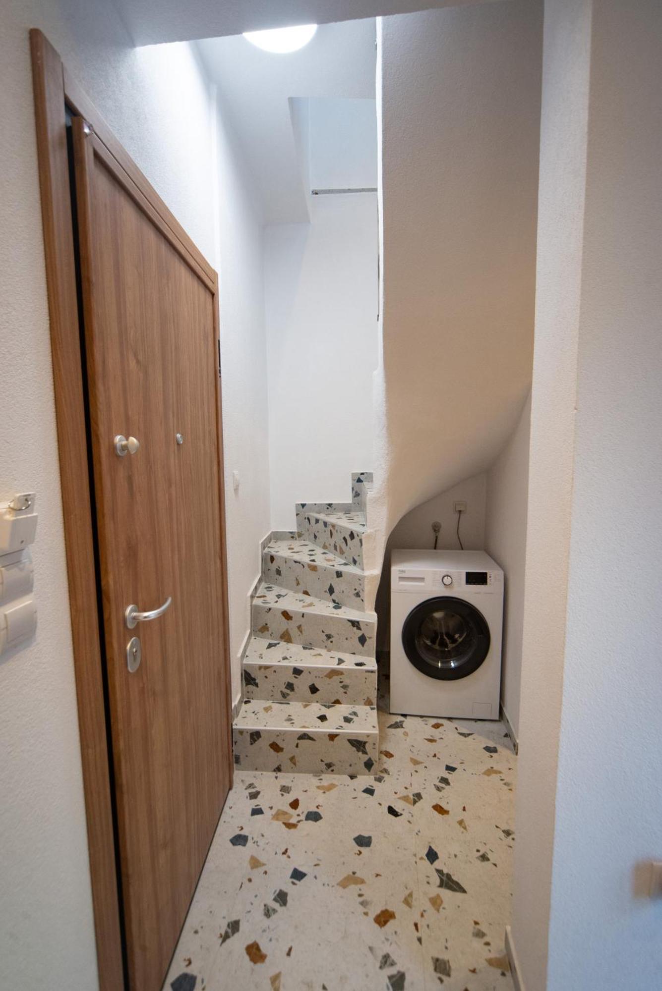 Antiqua Apartment Kavála ภายนอก รูปภาพ